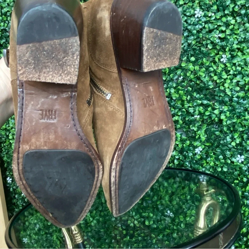N-09 Frye Ellen Buckle Boots